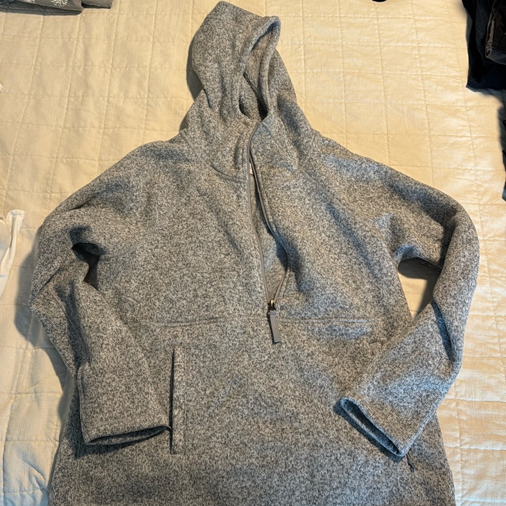 North Face Hoodie, size L gray